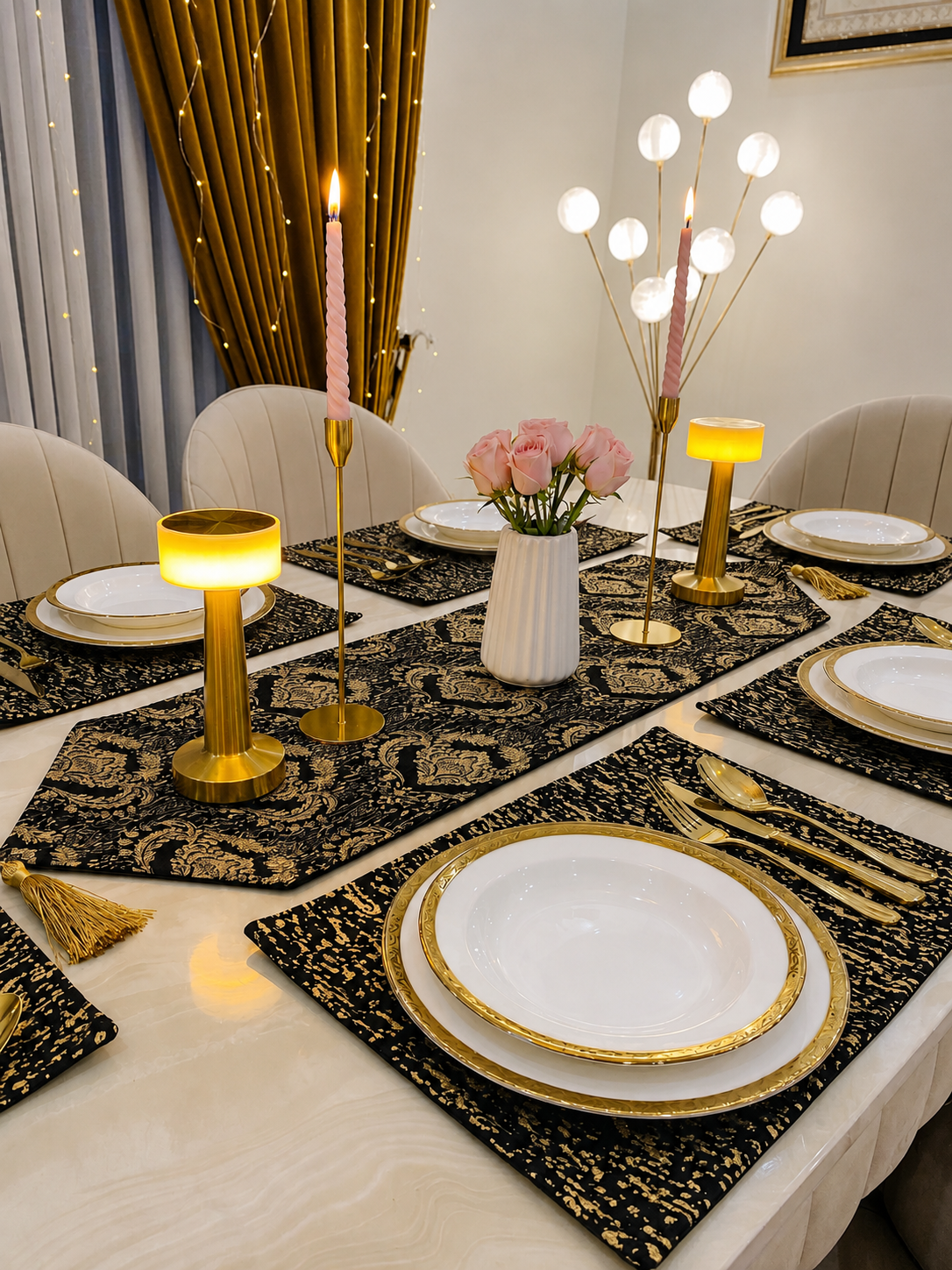 Dining Mat | Black  and Gold  DM-BLK-001